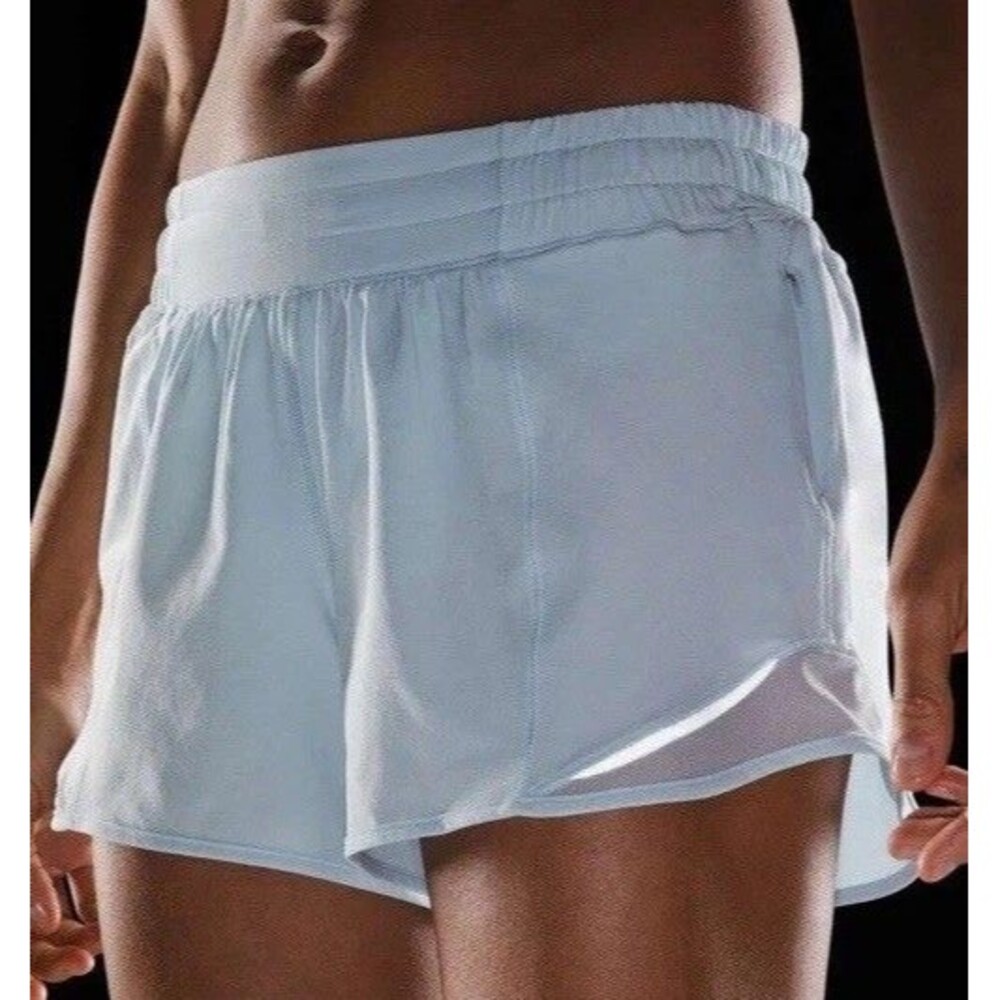 Lululemon bundle of 3  Hotty Hot Low-Rise Lined Short 2.5" Size 10 - Picture 2 of 16